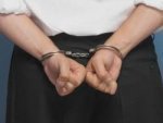 Столичный чиновник обложил данью своих подчиненных Столичный чиновник обложил данью своих подчиненных