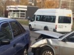 ДТП на Косухина: между собой ударились два автомобиля ДТП на Косухина: между собой ударились два автомобиля