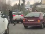 Автолюбители о ДТП в Курске: между собой столкнулись автомобили «Фольксваген» и «Рено»