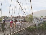 Женщина арестована за обнаженное видео на мосту Лакшман Джула в Индии 