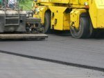 В Курске продолжают ремонтировать дороги В Курске продолжают ремонтировать дороги
