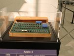 Apple-1 1976 ���� ���� � ������� �� 400 ����� ����